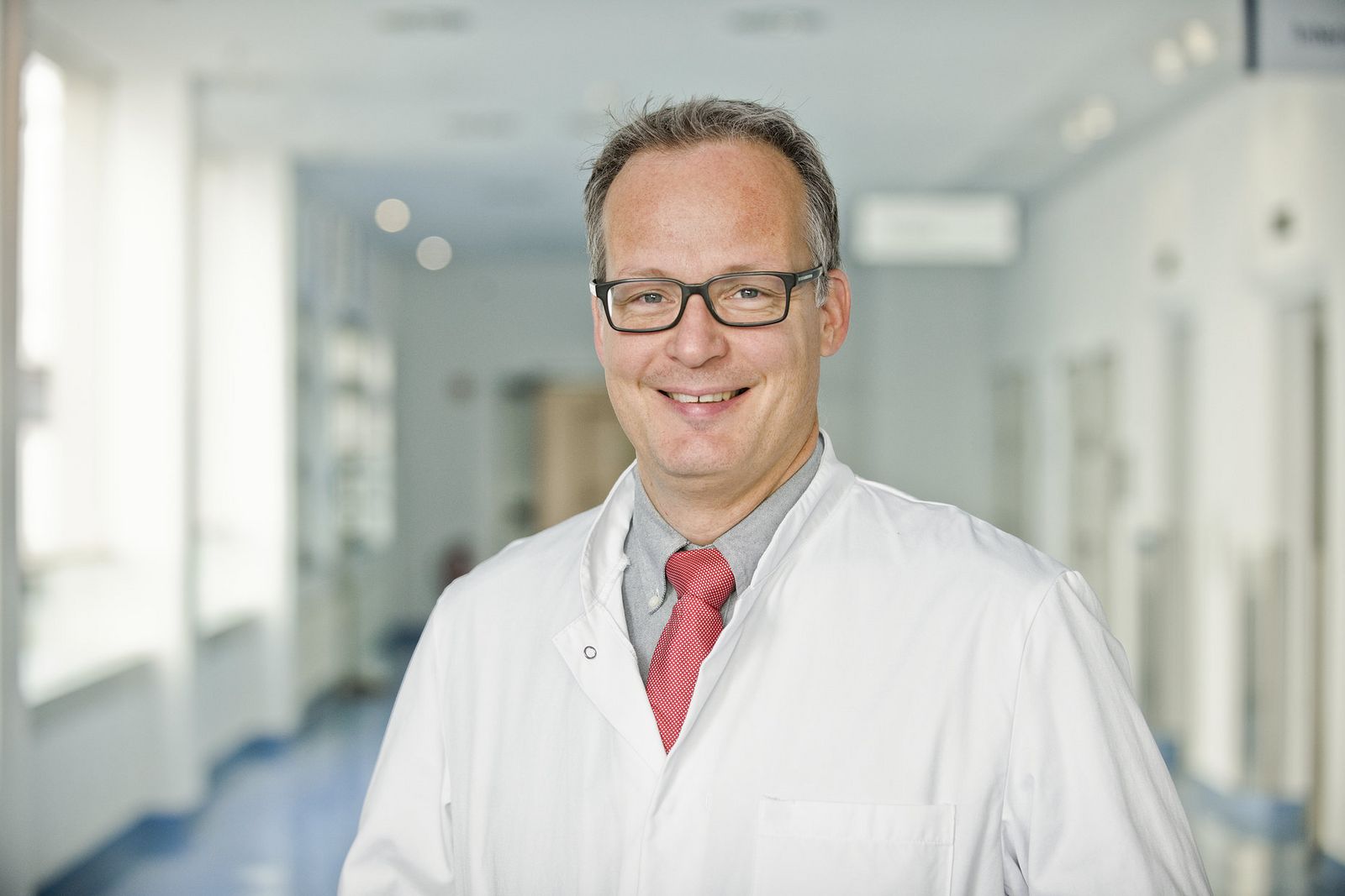 Dr. Marc Michael Theisen